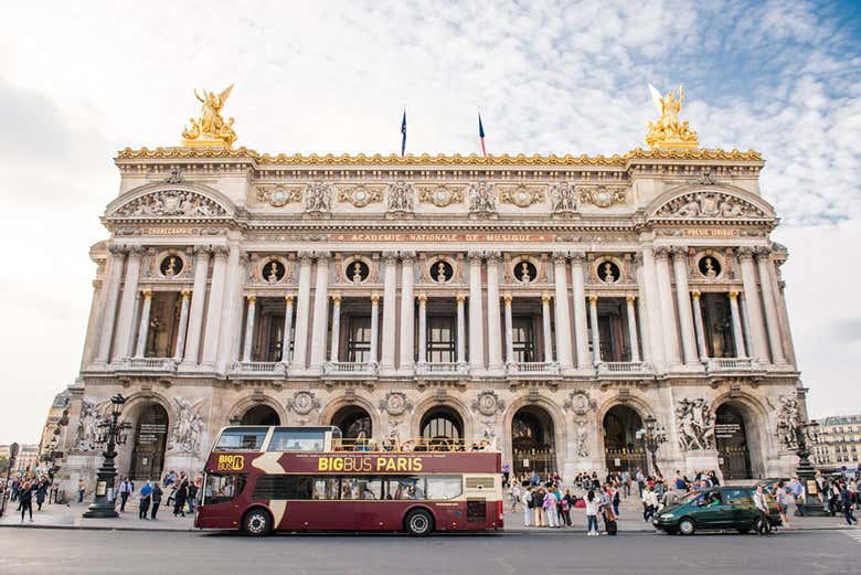 Exploring Paris on a hop-on hop-off bus