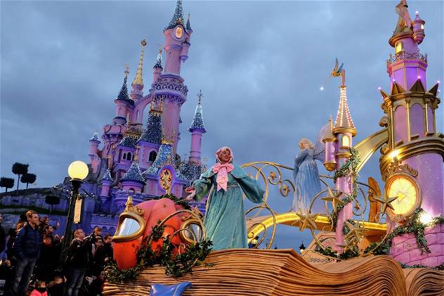 Disneyland Paris Guide