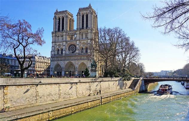 Hotels in Paris near Notre-Dame