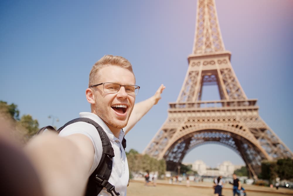 free walking tour paris english